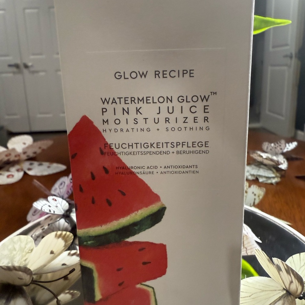 Glow Recipe Watermelon Glow Pink Juice Moisturizer - Hydrating & Soothing-60ml - Picture 1 of 5